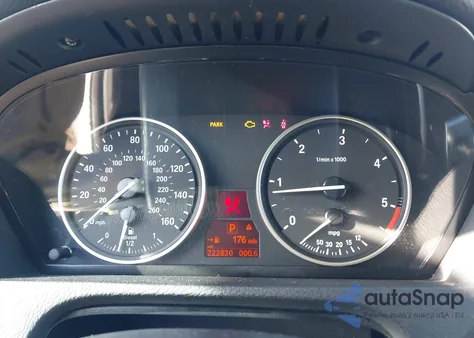 2010 BMW X5 xDrive35D z USA, uszkodzony, nr VIN 5UXFF0C51ALT75457